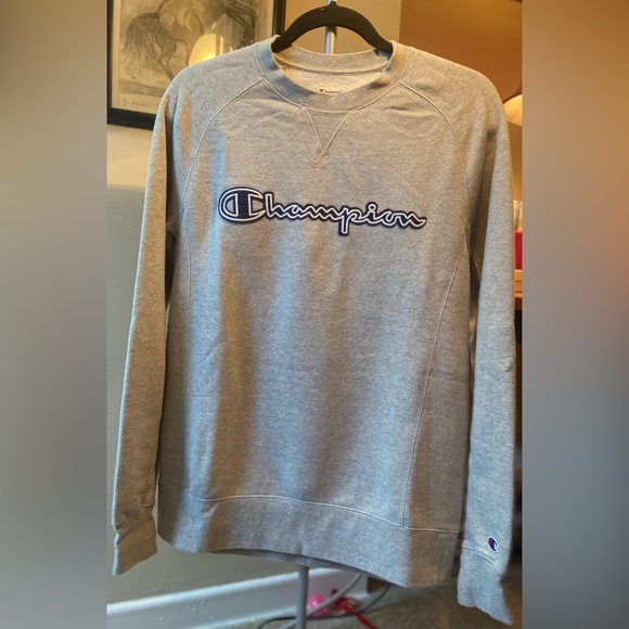 Champion Authentic Athletic Apparel Men’s Grey Embroidered Crewneck in S - Picture 2 of 6